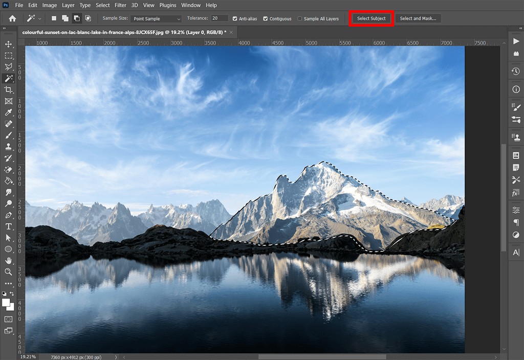 HOW TO USE CONTENT AWARE SCALE IN PHOTOSHOP: 8 EASY STEPS